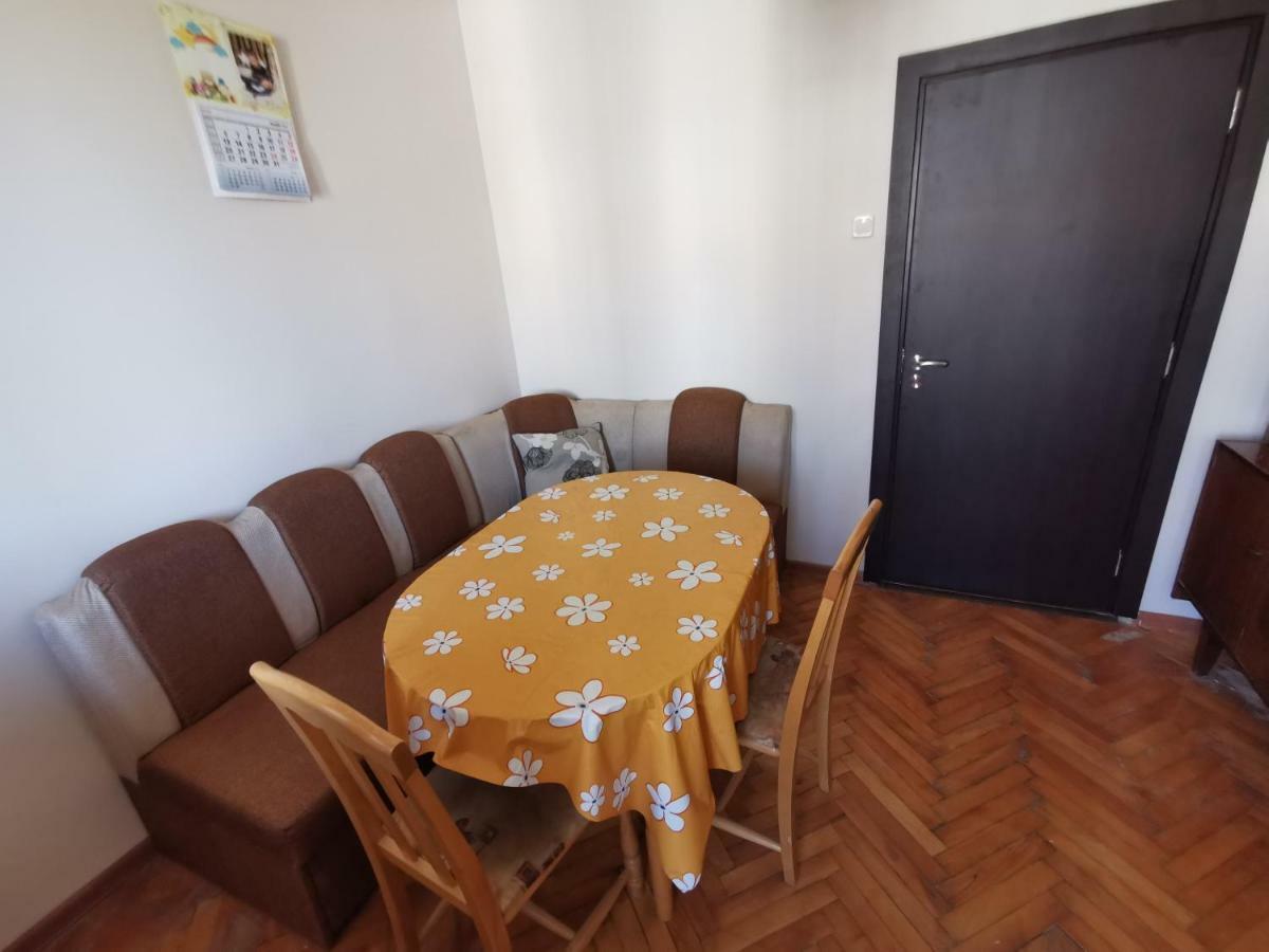 Mountain View Apartment Vratsa Dış mekan fotoğraf