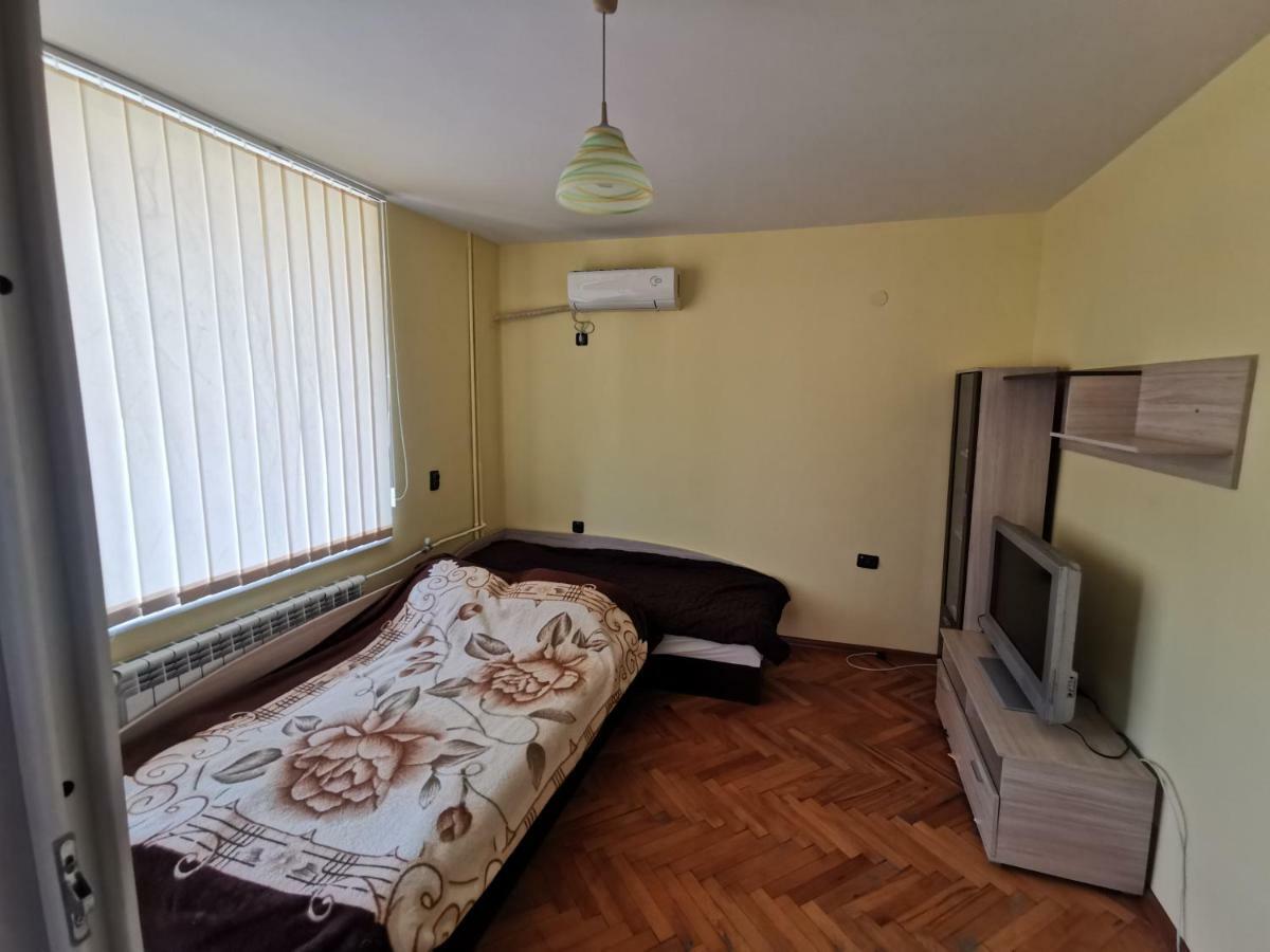Mountain View Apartment Vratsa Dış mekan fotoğraf
